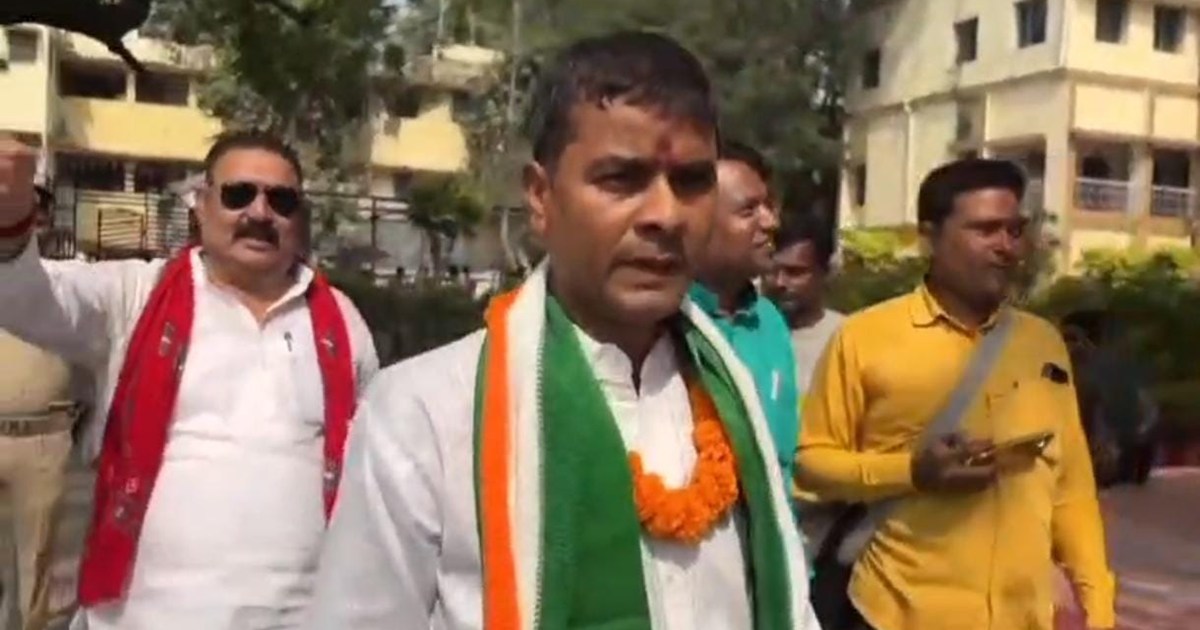 Congress candidate contesting against Munna Shukla's daughte