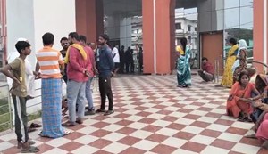 Chhath Vratis suffered a heart attack after offering Arghya in the flood. Then, the