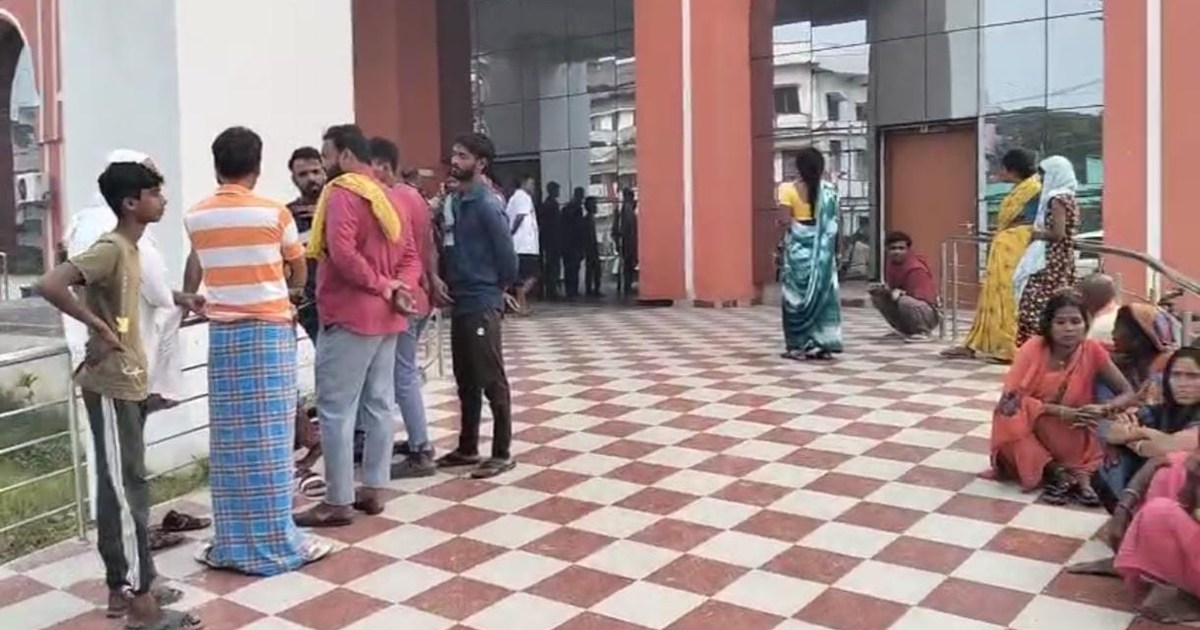 Chhath Vratis suffered a heart attack after offering Arghya 