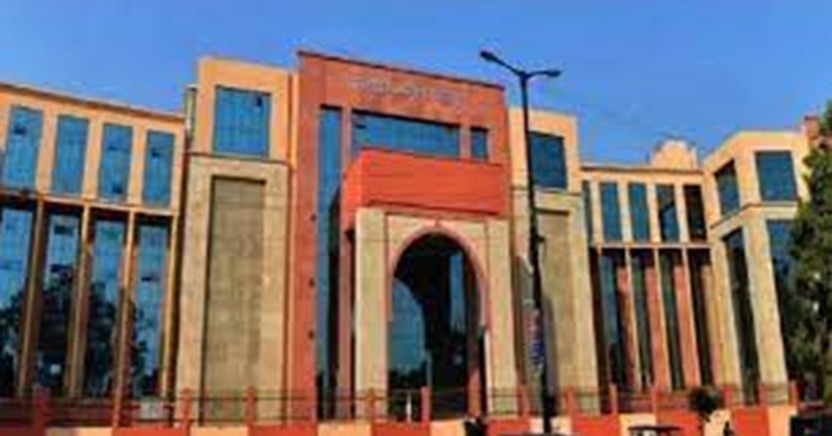 patna-ssp-changed-20-police-station-incharges-know-who-got-t