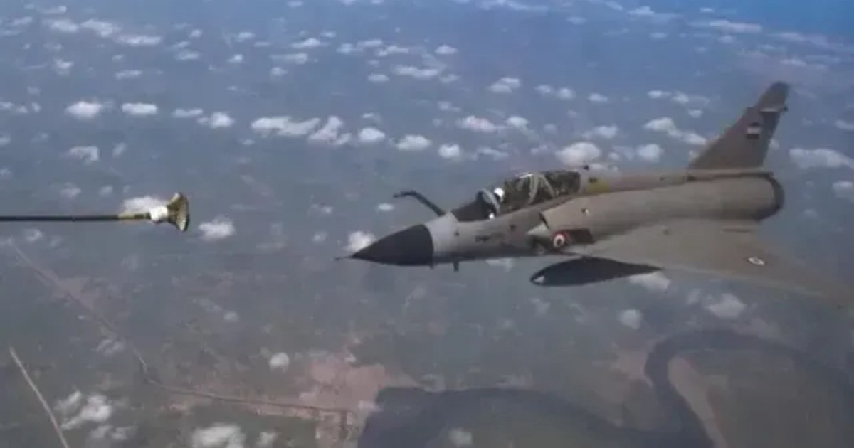 Indian Air Force is getting huge applause, fuel is filled in