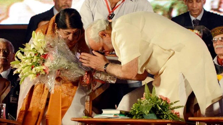 PM Modi remembered famous singer Lata Mangeshkar on her birt