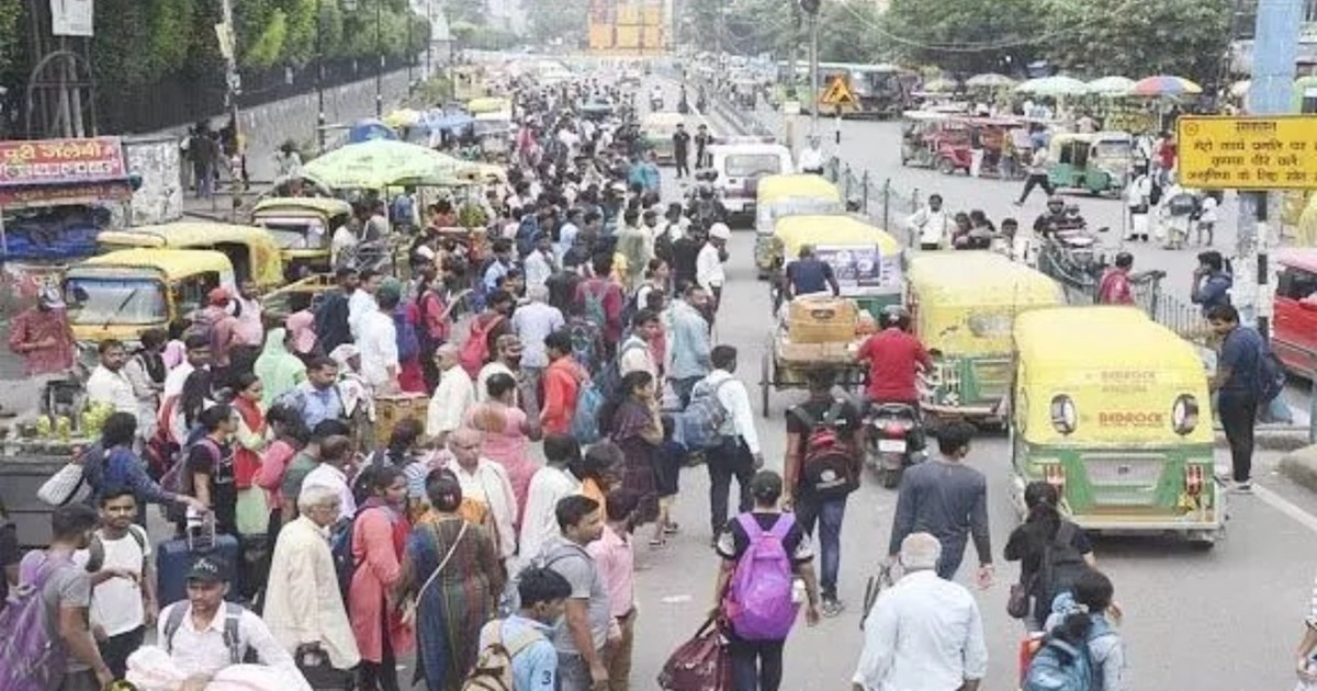 Auto drivers union will surround CM's residence today