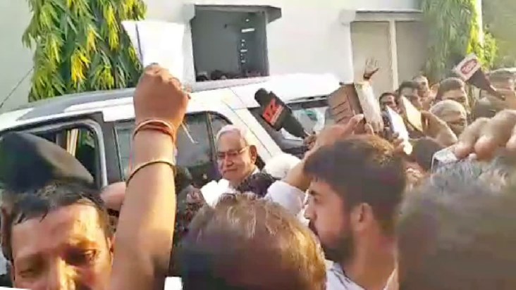 bihar-news-desh-ka-pm-kaisa-ho-nitish-kumar-jaisa-ho-slogan-