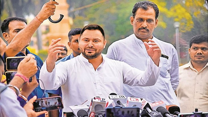 tejashwi yadav went to delhi for india gathbandhan