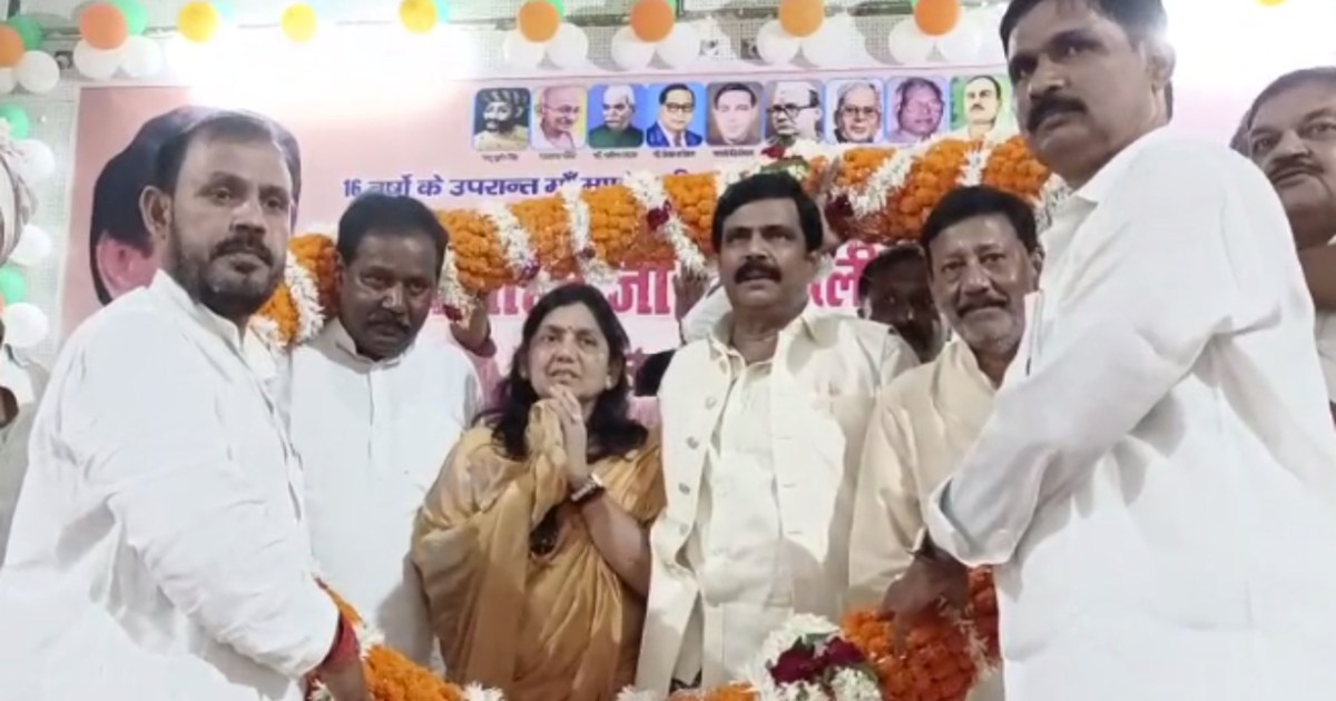 Powerful leader Anand Mohan roared loudly in Kaimur, vented 