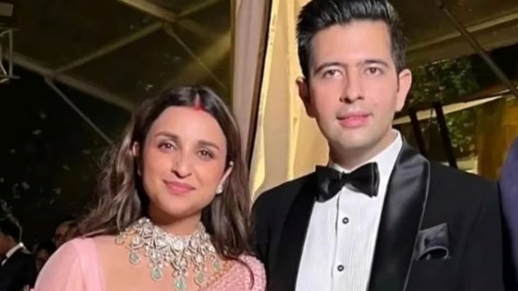 Parineeti-Raghav tied in the bond of marriage, won the heart