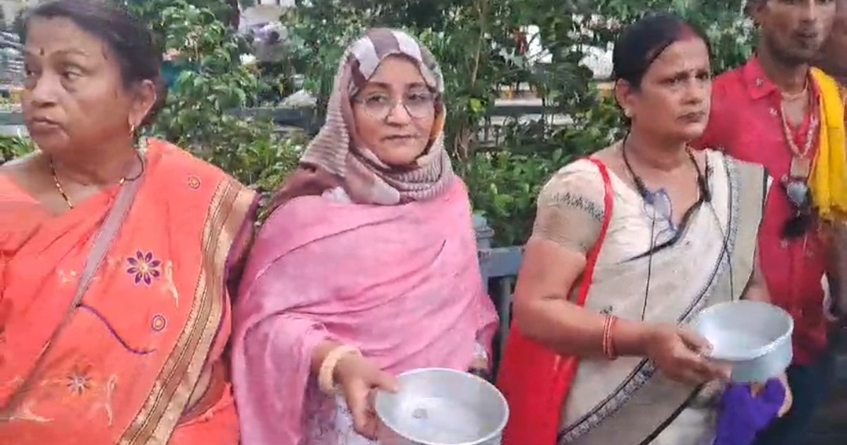 Vittrahit shikshk ne jdu karyaly ka kiya gherav 