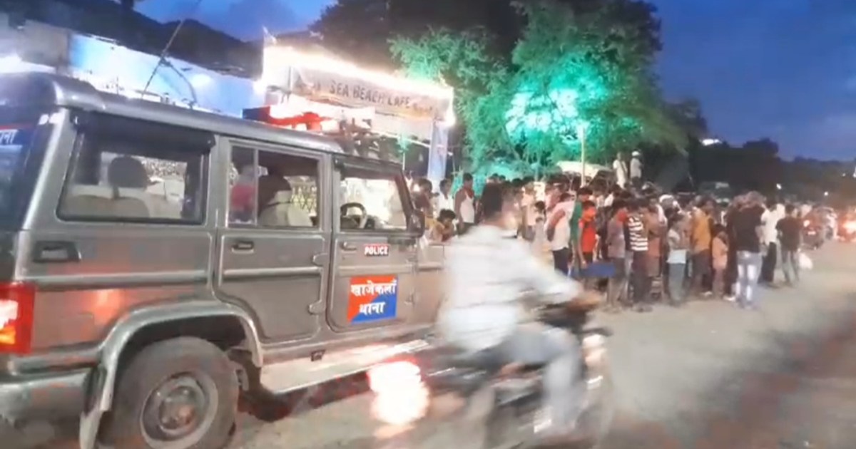 Sensation due to finding dead body of a woman from Ganga Gha