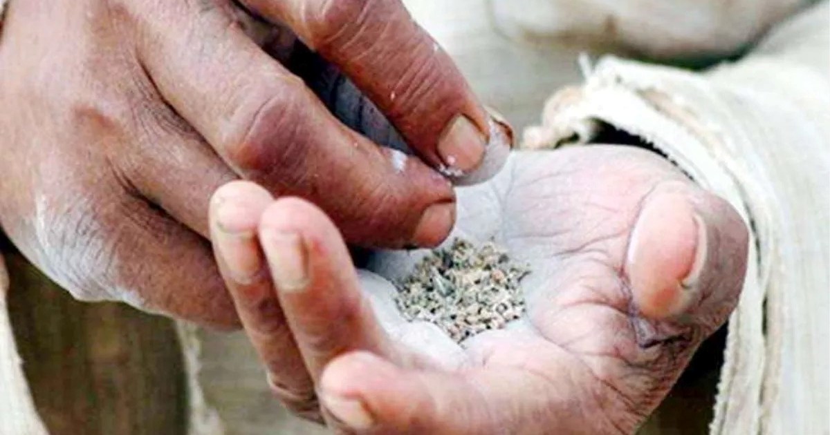 Refused to give khaini, shot, atmosphere of mourning