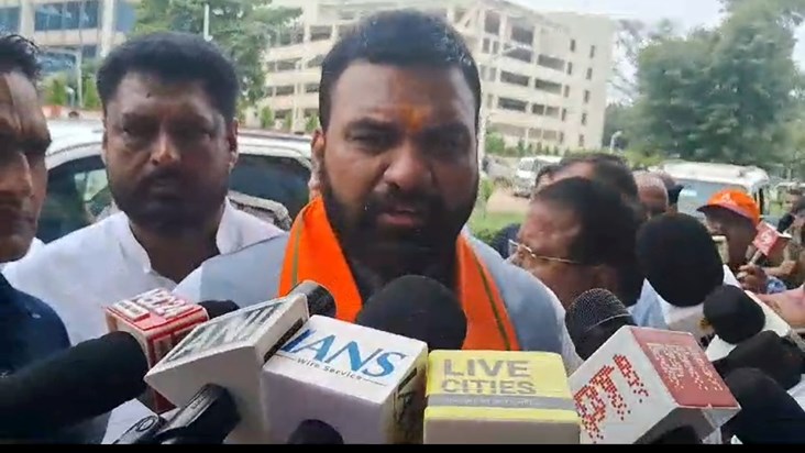 Dycm samrat chaudhri ka bda byan