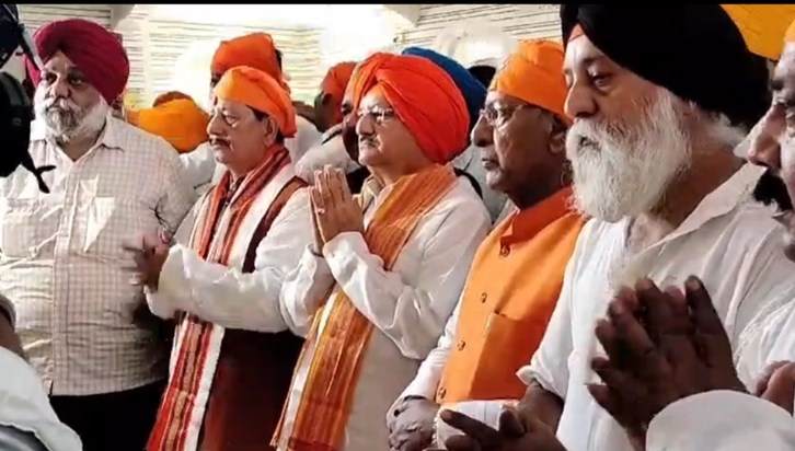 JP Nadda paid obeisance at Patna City Gurudwara JP Nadda paid obeisance at Patna City Gurudwara
