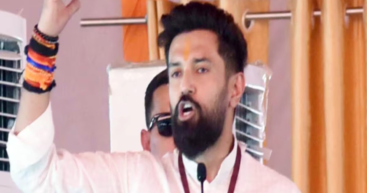 Chirag got angry after seeing his father's insult; Gave this