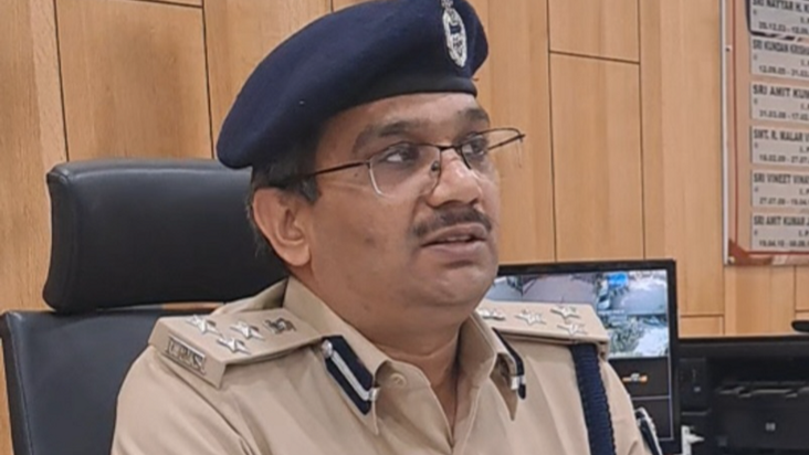 Patna SSP takes big action after prisoner escapes, 8 police 