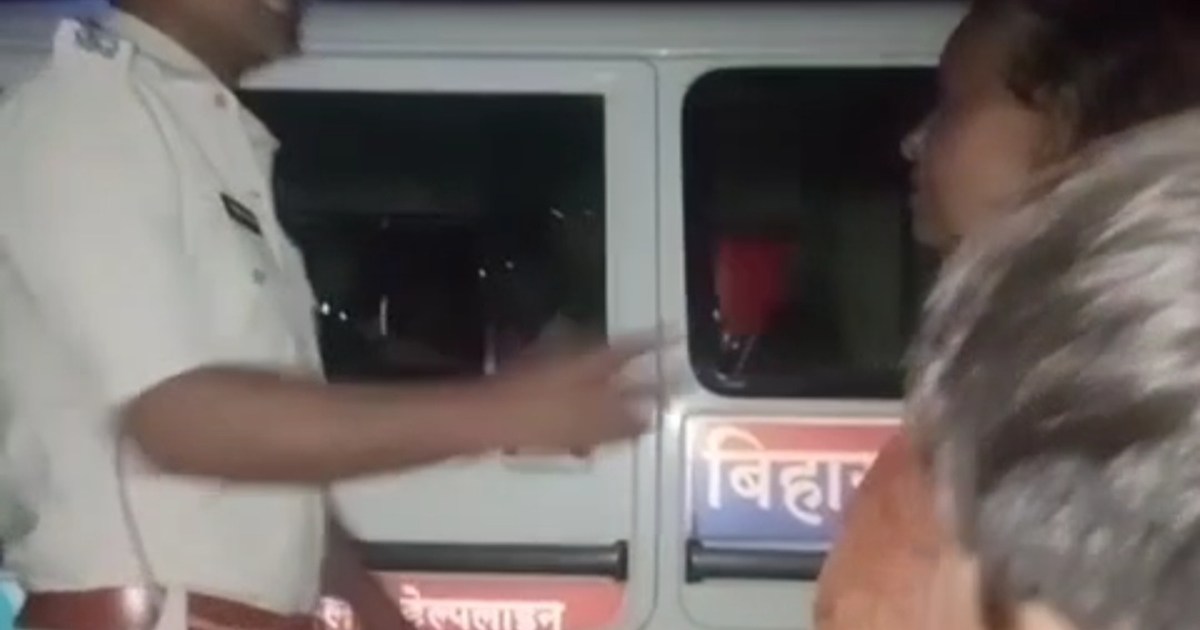 A thief who entered a house in West Champaran was caught red