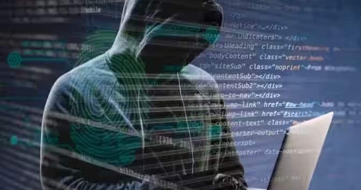 After the doctor from Gaya, cyber criminals have caught the 