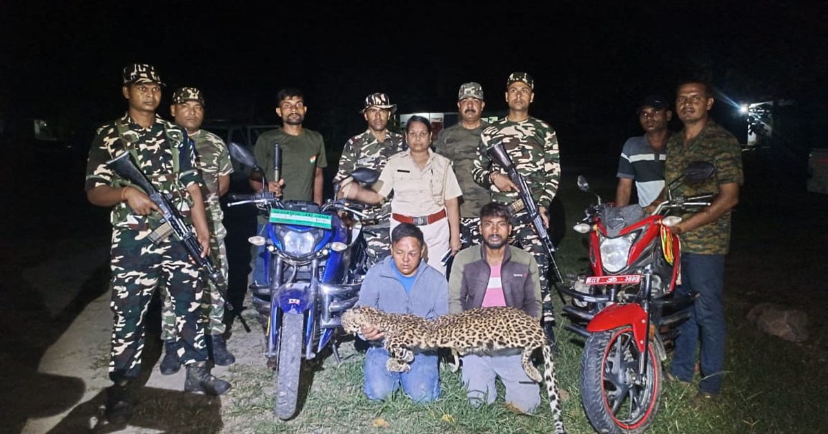 Two smugglers arrested with leopard skin from Indo-Nepal bor