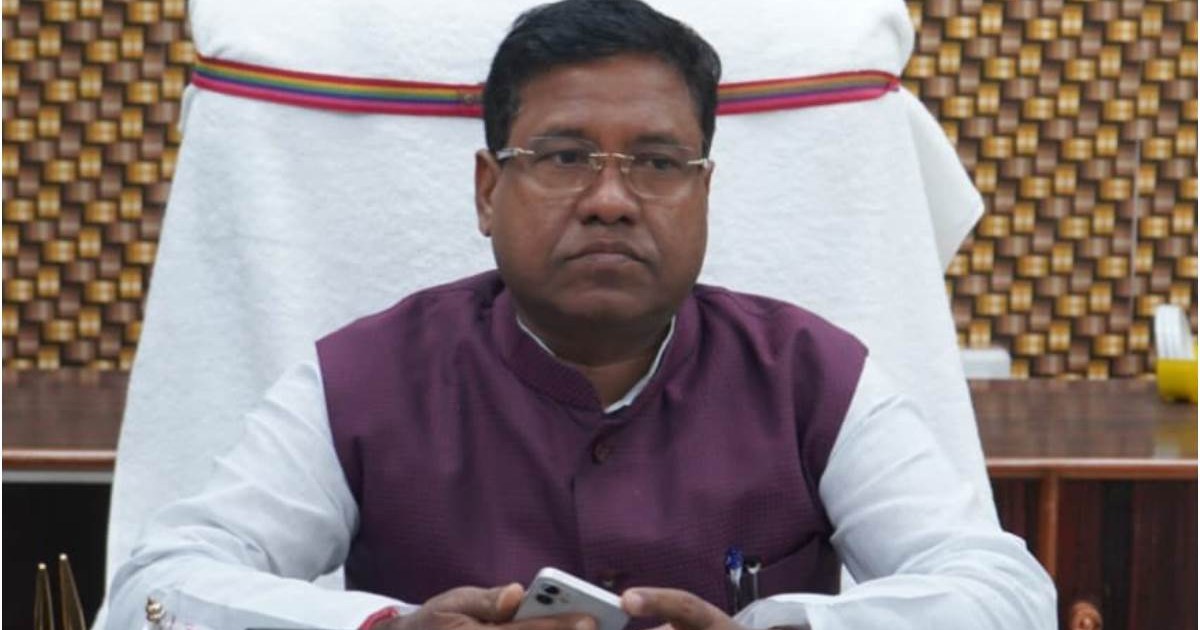 Minister Santosh Manjhi attacked Lalu Yadav and RJD on the p