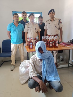 Bihar Supplied Whisky Seized at Railway Station Bihar Supplied Whisky Seized at Railway Station