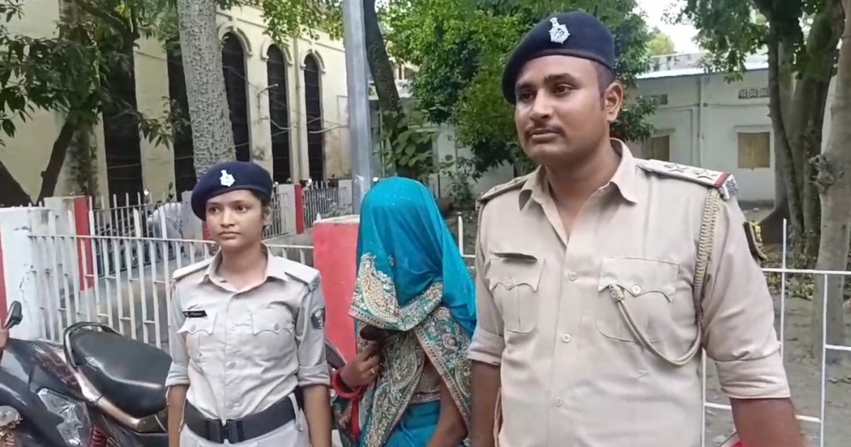 After love marriage, daughter told police that my mother and