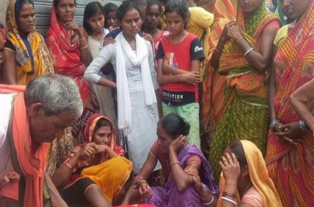 Four friends died together in Banka, mourning in the village