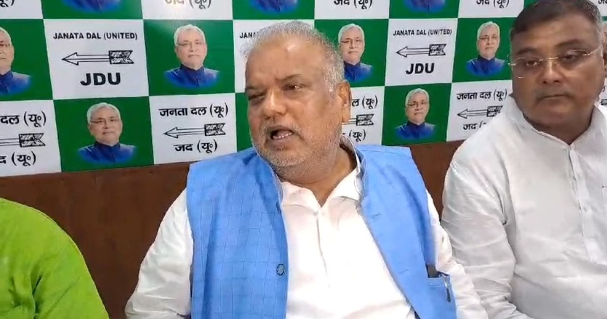 Mntri shrwan kumar ka bda byan