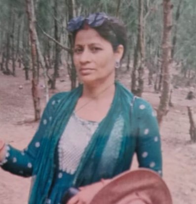 Husband killed his wife after getting angry because she was Husband killed his wife after getting angry because she was
