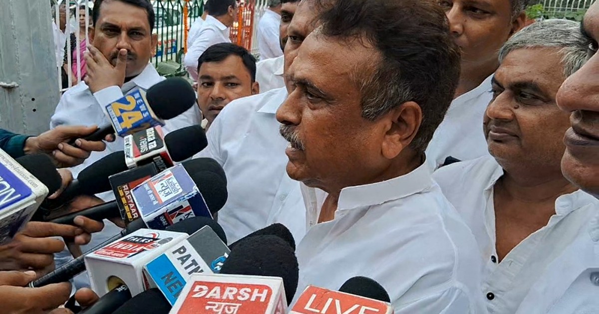 Purv mntri chndrika ray ka byan