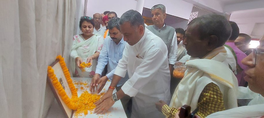 Akhilesh on bhola paaswan