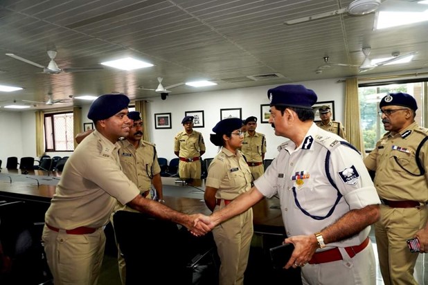 DGP Alok Raj gave guidance during meeting with trainee IPS o