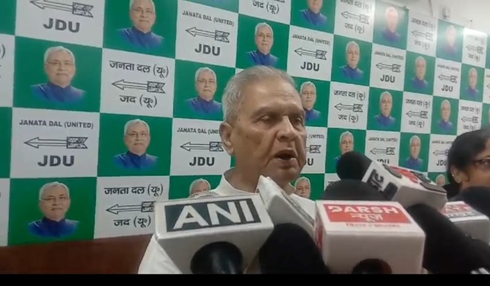 Urja mntri vijendra yadv ka tejasvi yadv pr bda byan Urja mntri vijendra yadv ka tejasvi yadv pr bda byan