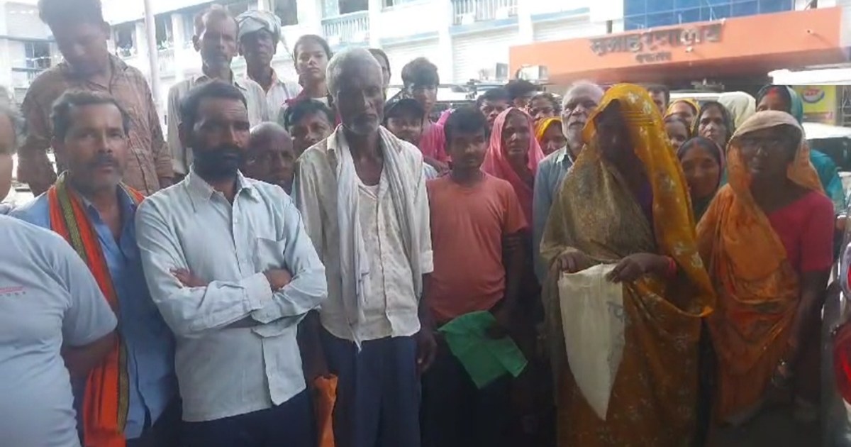 CSP operator in Gopalganj absconded with lakhs of rupees of 