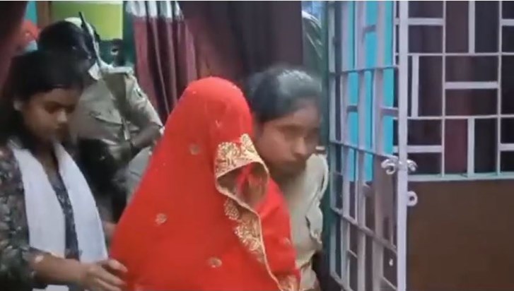 Sex racket exposed in Samastipur, 5 men caught with their fe