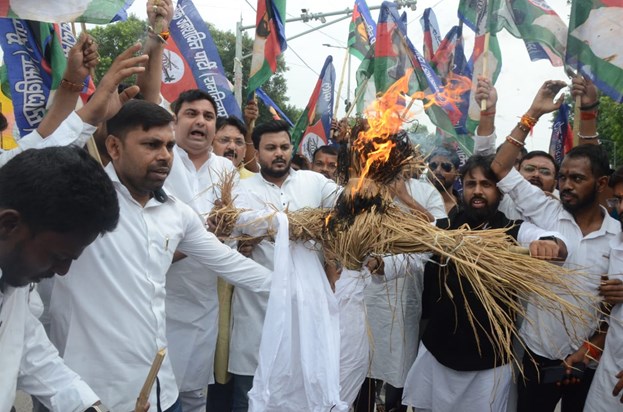 LJP R on mamta LJP R on mamta
