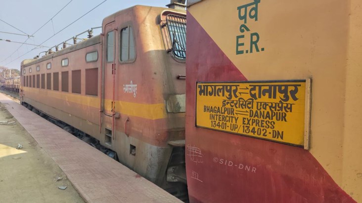 BREAKING: Train operations on Jamalpur-Bhagalpur rail sectio
