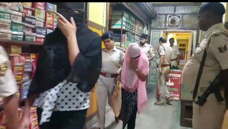 Sex racket busted in a hotel on India-Nepal border, police c Sex racket busted in a hotel on India-Nepal border, police c