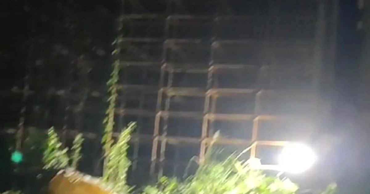 Bihar me fir pool hadsa satta pksh or vipksh aamne samne