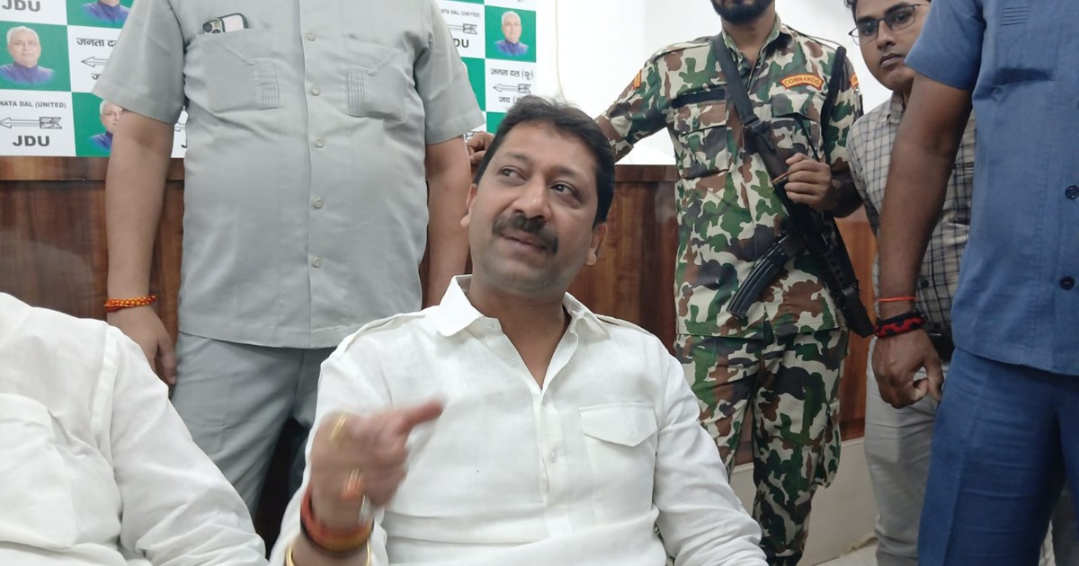 Sumit on mamta banerjee