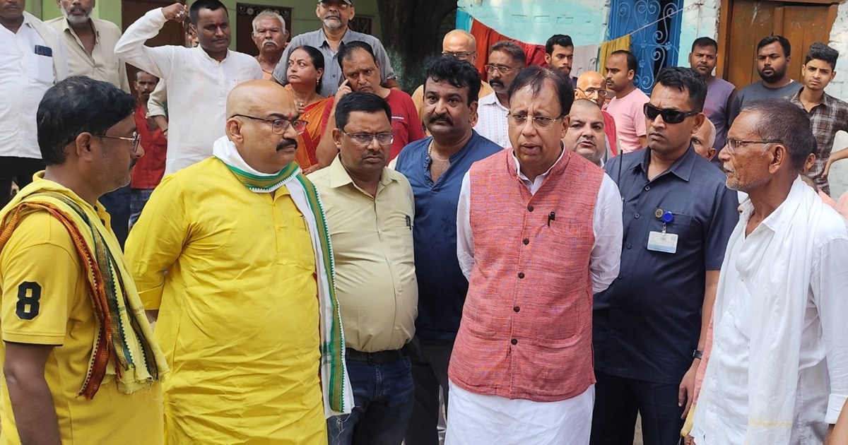 Sanjay Jaiswal reached the disputed land in Fatuha, inspecte