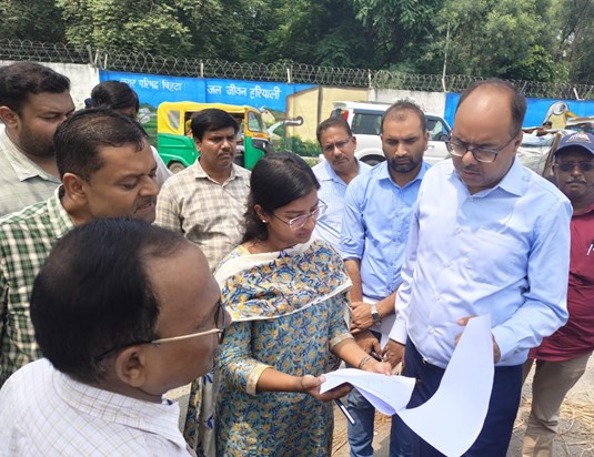 .Patna DM inspected several areas regarding the progress of .Patna DM inspected several areas regarding the progress of