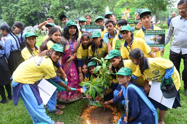 Three and a half lakh saplings will be planted in Bihar in 1 Three and a half lakh saplings will be planted in Bihar in 1