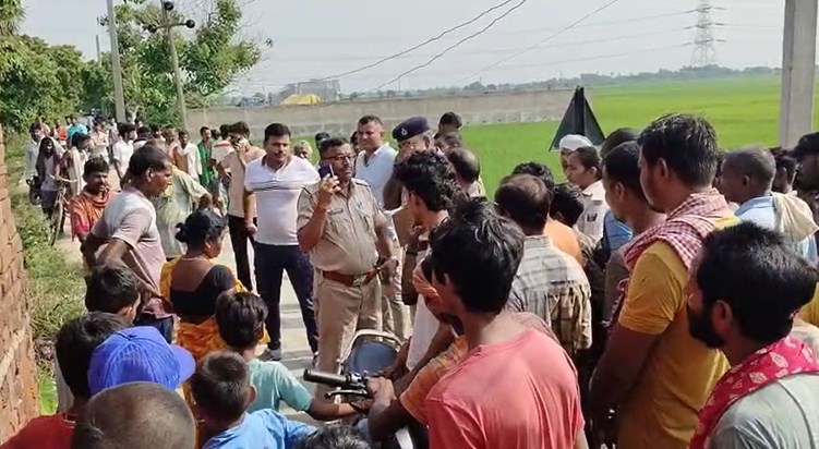 A farmer was stabbed to death inside his house A farmer was stabbed to death inside his house