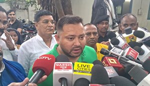Tejashwi Yadav sets out on the second day of Bihar Adhikar Yatra