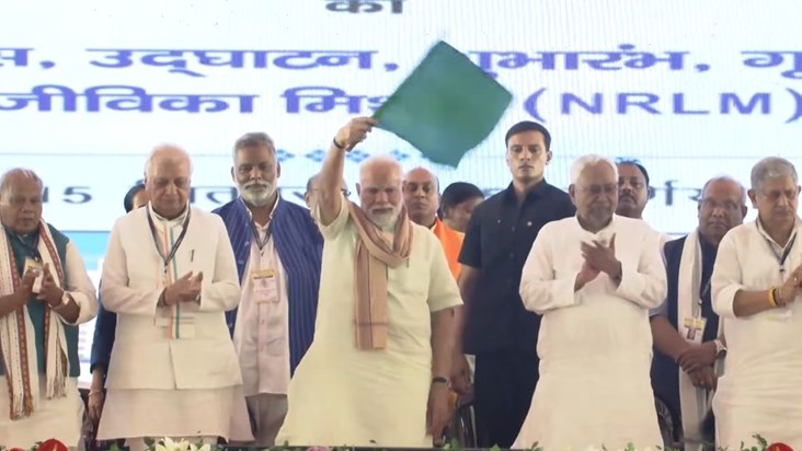 Pappu on PM's stage