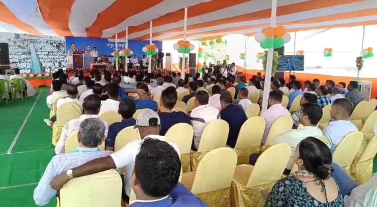 The Prime Minister's programme in Bhavnagar was also broadca The Prime Minister's programme in Bhavnagar was also broadca
