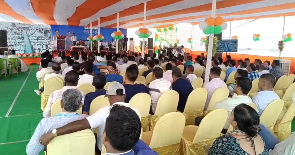 The Prime Minister's programme in Bhavnagar was also broadca