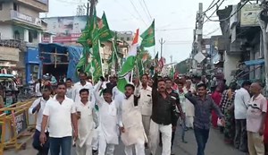 First BJP called for Bihar bandh, then Mahagathbandhan leaders protested