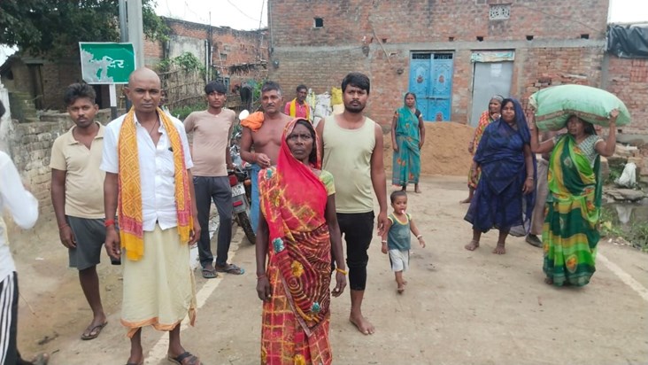 Public distribution system shopkeeper does not give ration