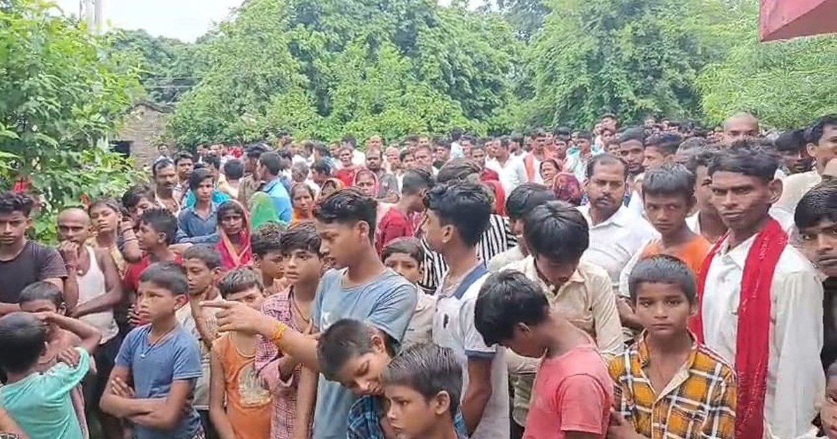 Student murdered after entering the house through the window