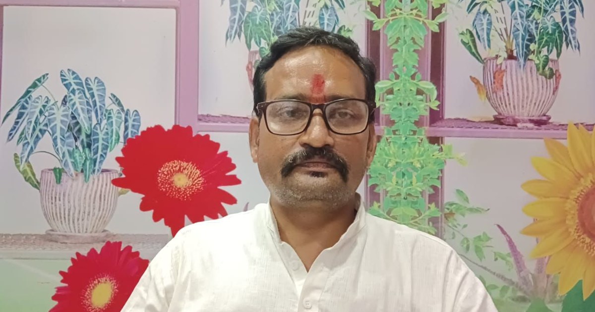 I am afraid to go to school, the teacher made serious allega